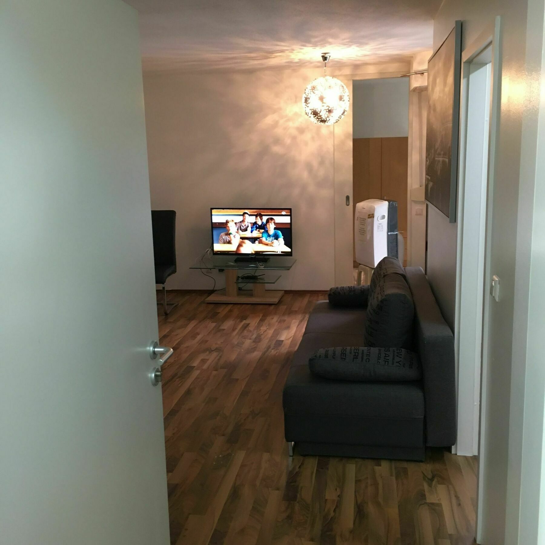 Kn Kahtan Boarding House Leilighet München Eksteriør bilde