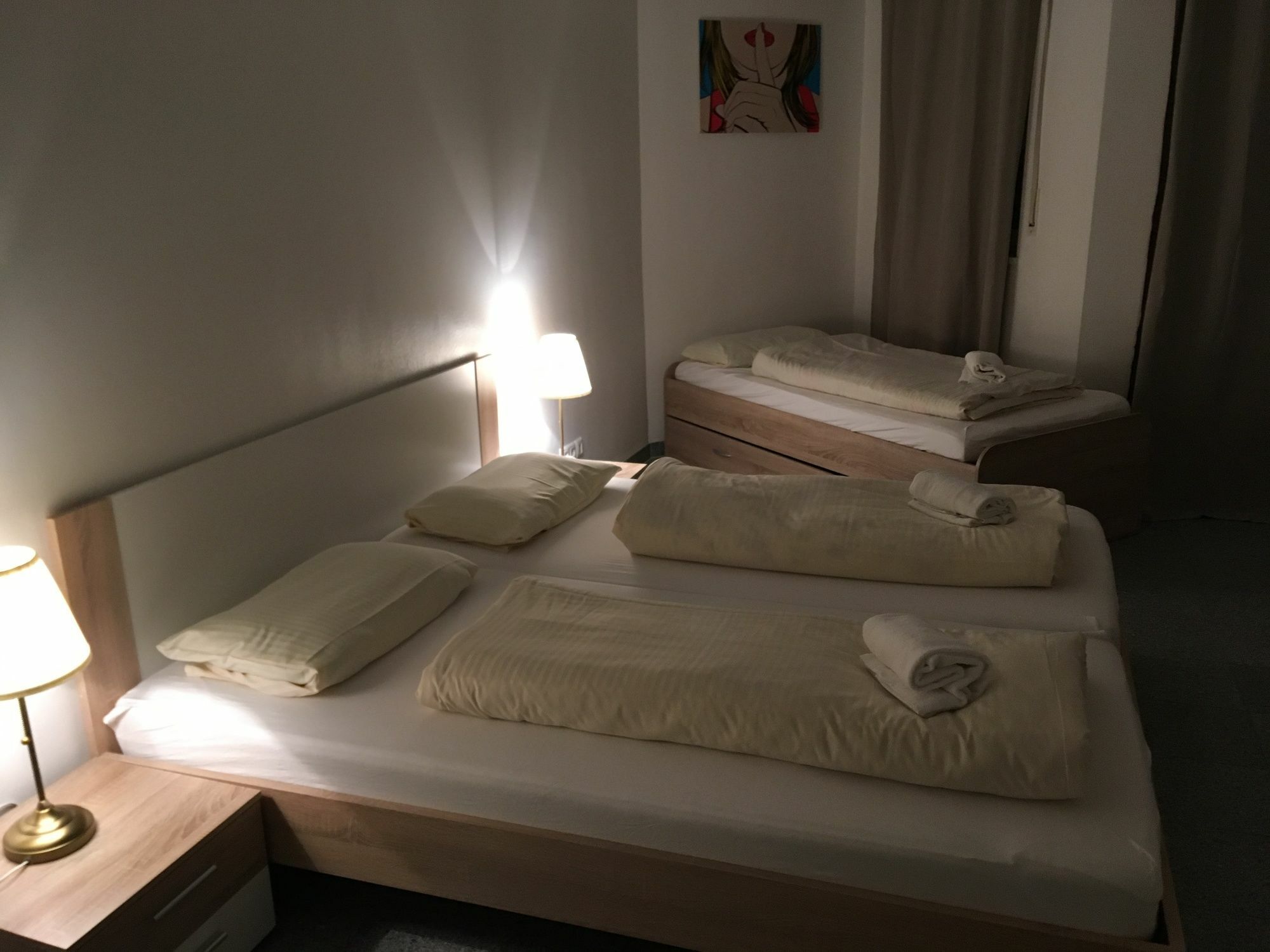 Kn Kahtan Boarding House Leilighet München Eksteriør bilde