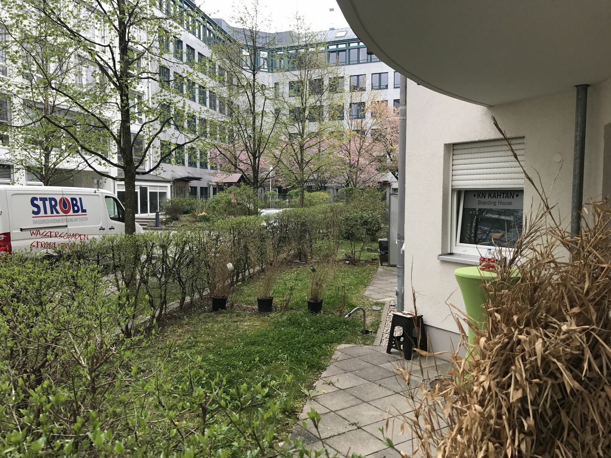 Kn Kahtan Boarding House Leilighet München Eksteriør bilde