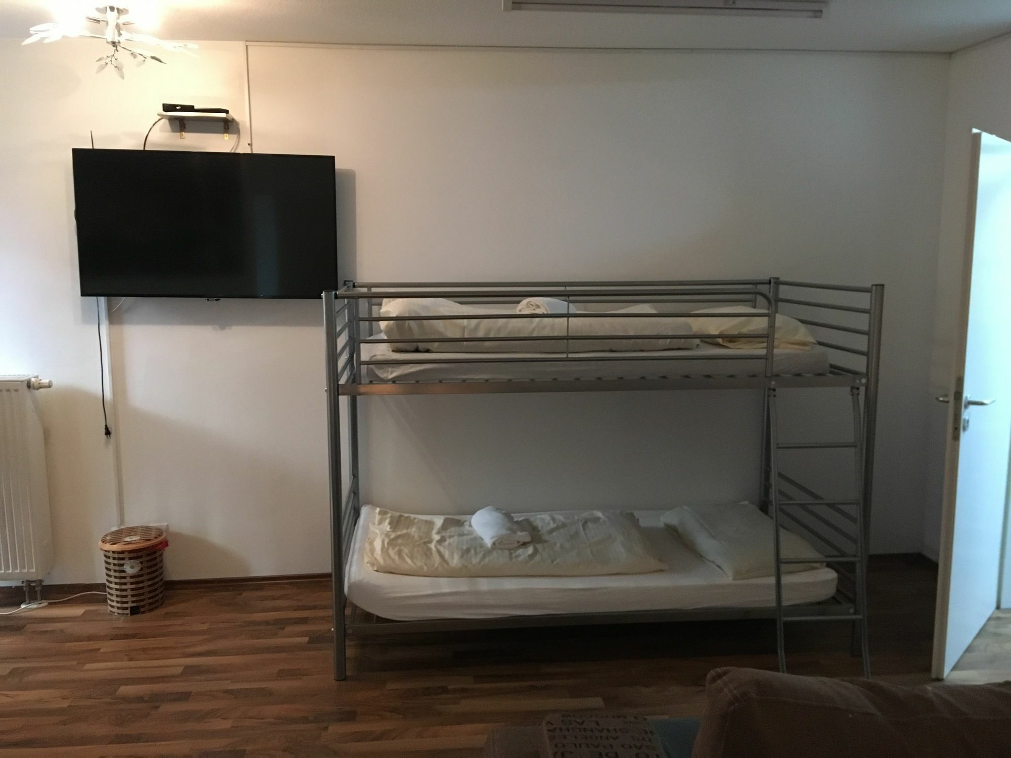 Kn Kahtan Boarding House Leilighet München Eksteriør bilde