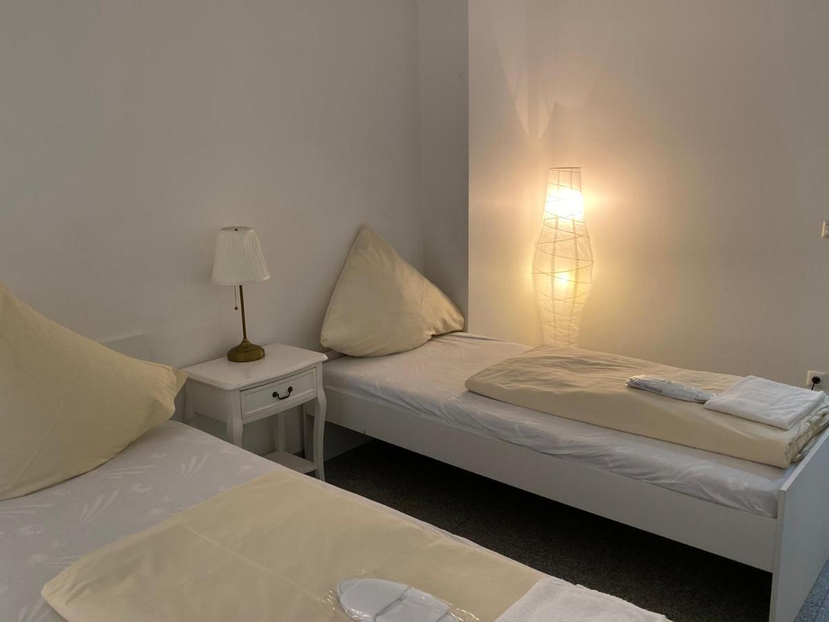 Kn Kahtan Boarding House Leilighet München Eksteriør bilde